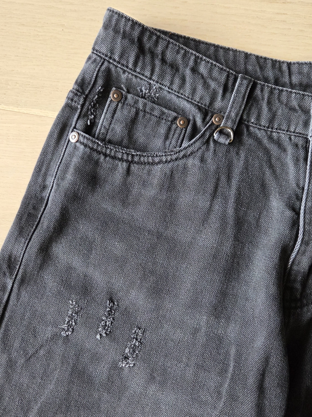Drmers club baggy jeans in black - Picture 5 of 10